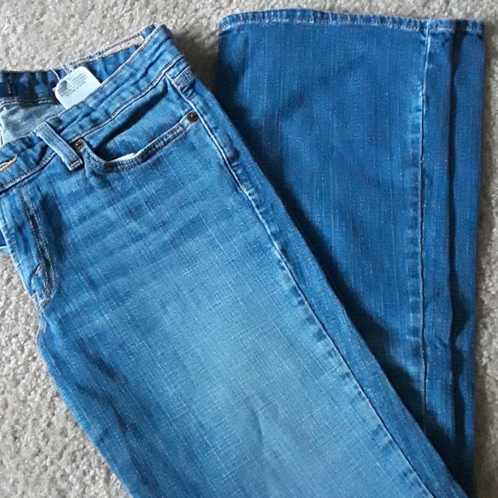 Levi's Low Waist Boot Leg Cut Jeans